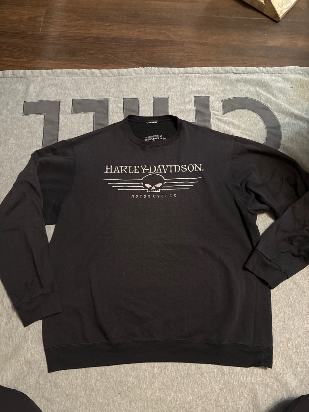 Harley-Davidson Black Crewneck with White Logo
